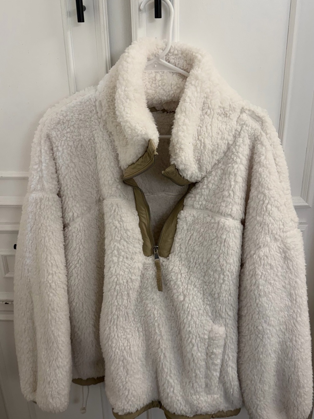 Abercrombie & Fitch Cream Sherpa Half-Zip Jacket with Tan Trim
